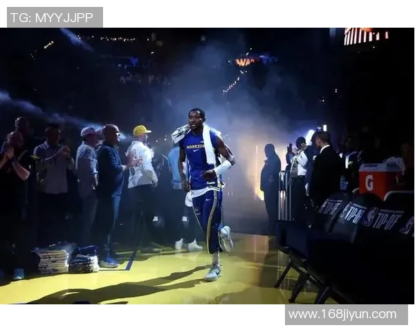 库明加：我跟科尔之间没有任何问题 我们会沟通并一起解决问题